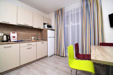 Фото номера Улучшенные апартаменты Апарт-отели Apartments 21 г. Скадовск 3