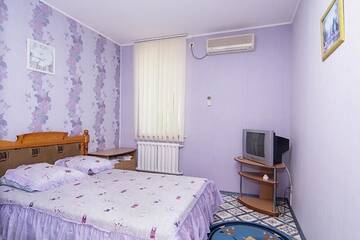 Фото номера Двухместный с 1 кроватью или 2 отдельными кроватями и душем Отель Аркадия г. Скадовск 3